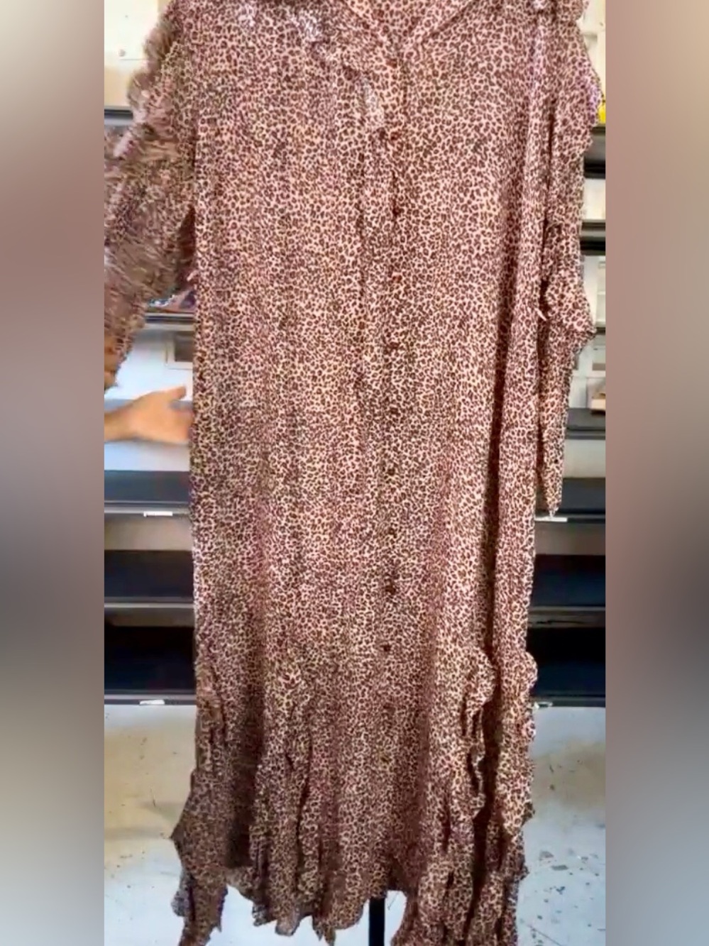 FARM RIO /Baby Leopard Long Ruffle Sleeve Maxi Shirt Dress - Sz. L - Picture 14 of 16